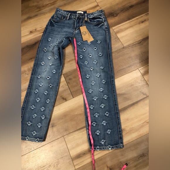 NWT Blue Turtle Distressed "Holes" Blue Jeans Size 3 - Picture 6 of 12